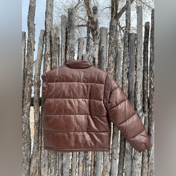 WEWOREWHAT Snap Off Sleeve Matte Faux Leather Puffer Jacket Size XS - Picture 13 of 14